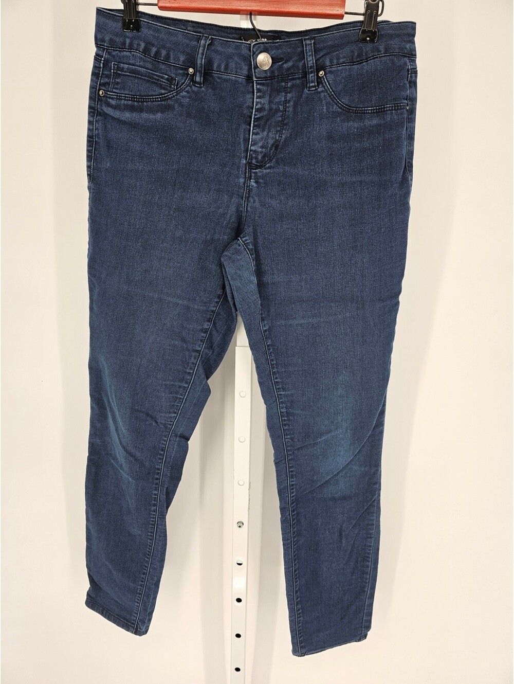Royalty For Me Women's Mid Rise Button Closer Straight Leg Casual Jeans Size 10